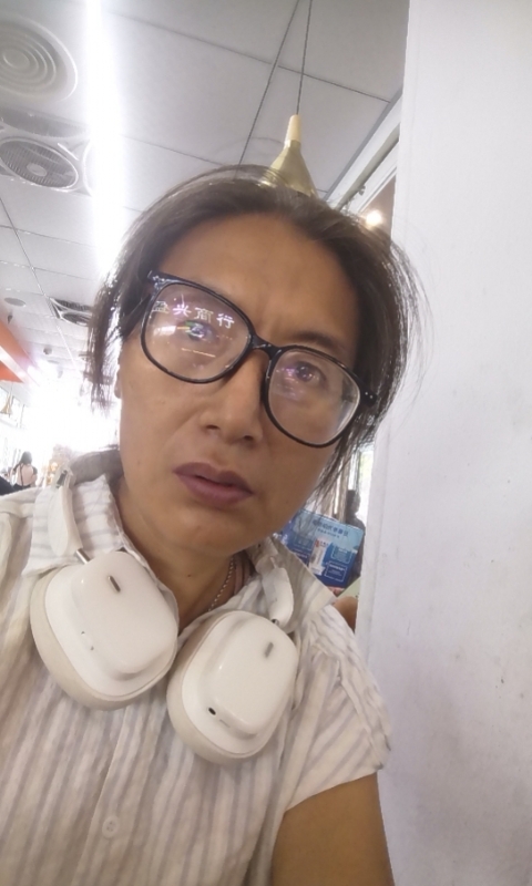 冬天的蔷薇的第三张照片--高雄基督教相亲网
